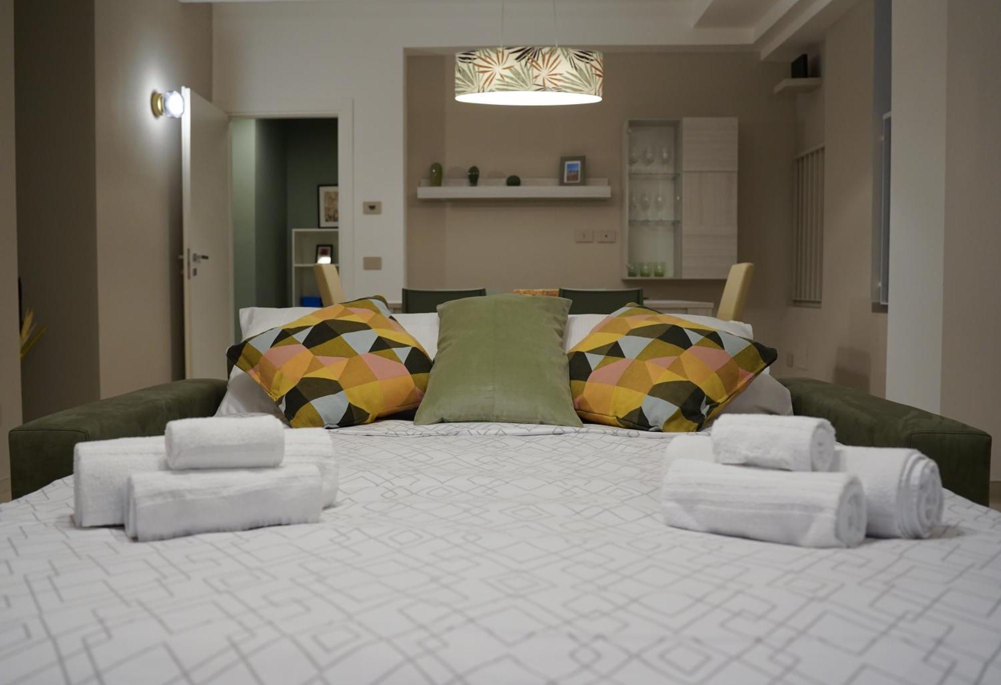 Monumentale M5 Apt - 6 Ospiti & Famiglie Con 2 Bagni E Suite Milan Luaran gambar
