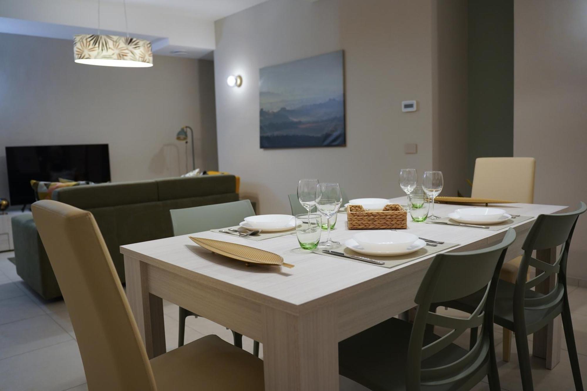 Monumentale M5 Apt - 6 Ospiti & Famiglie Con 2 Bagni E Suite Milan Luaran gambar