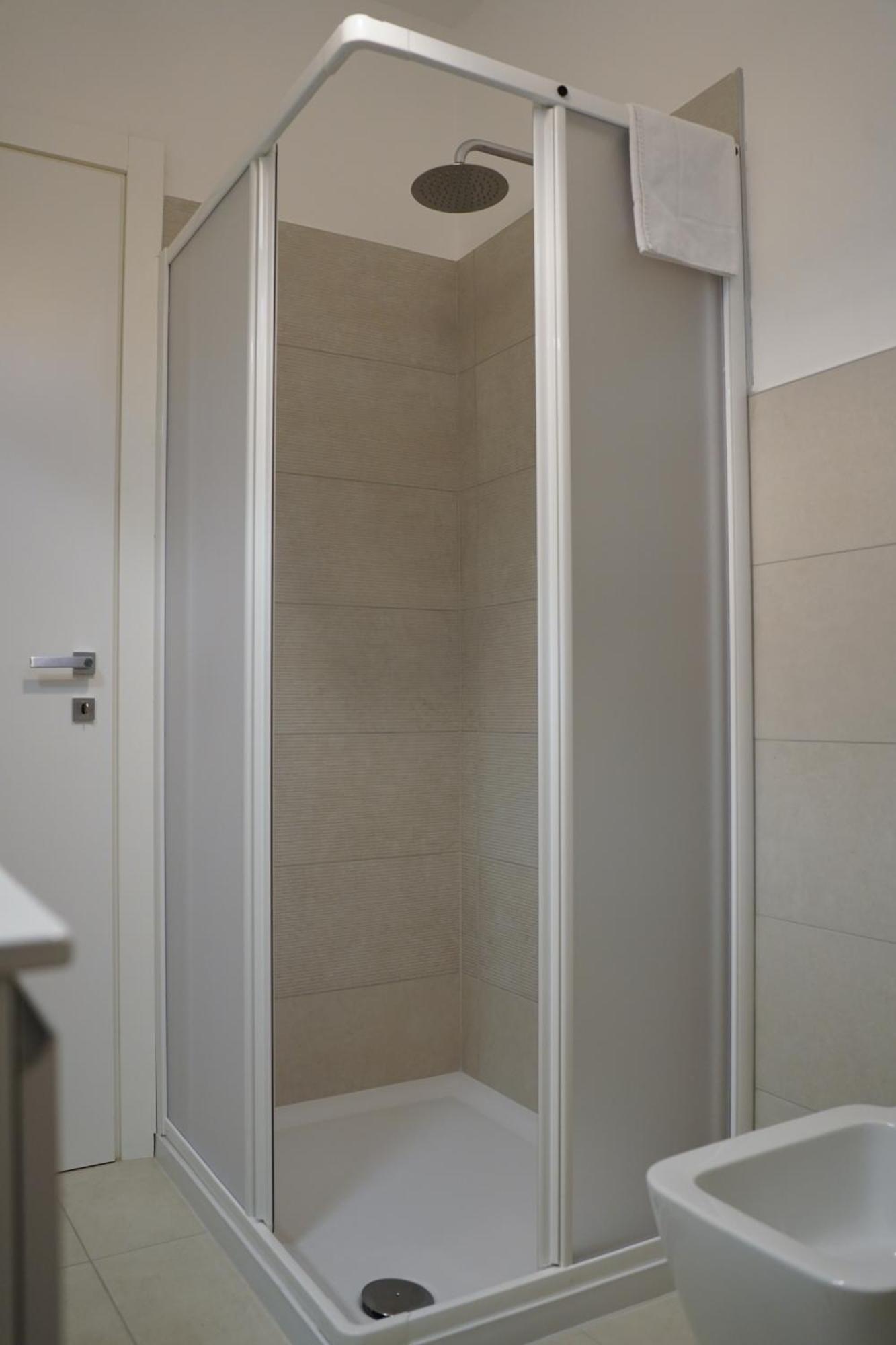 Monumentale M5 Apt - 6 Ospiti & Famiglie Con 2 Bagni E Suite Milan Luaran gambar